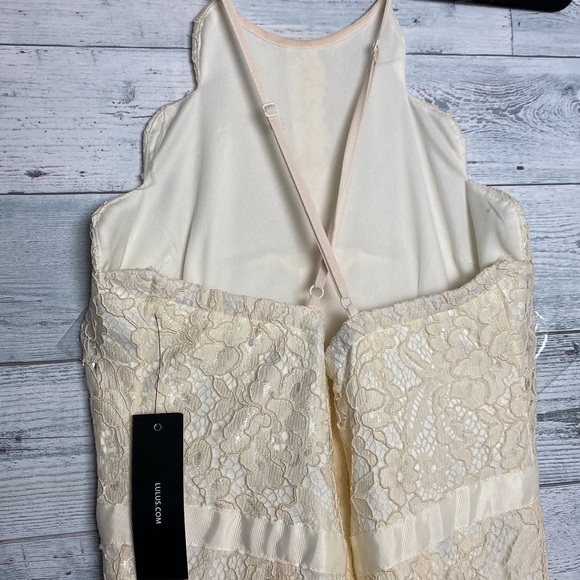 NWT Gorgeous Lulus Zenith Cream Lace Gown Size M - Picture 9 of 15